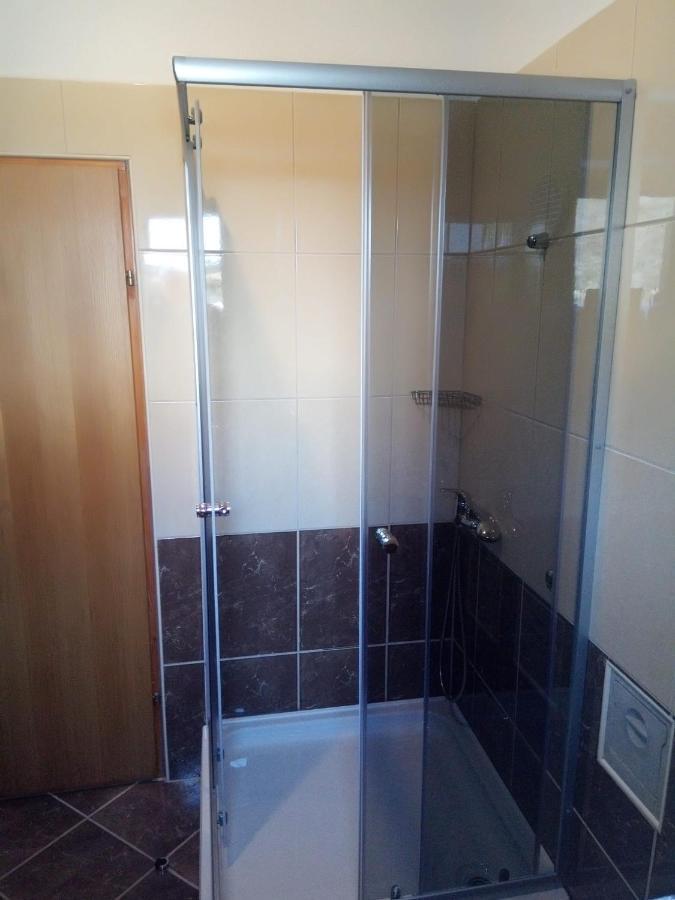 Studio Apartman Kika Otočac Dış mekan fotoğraf