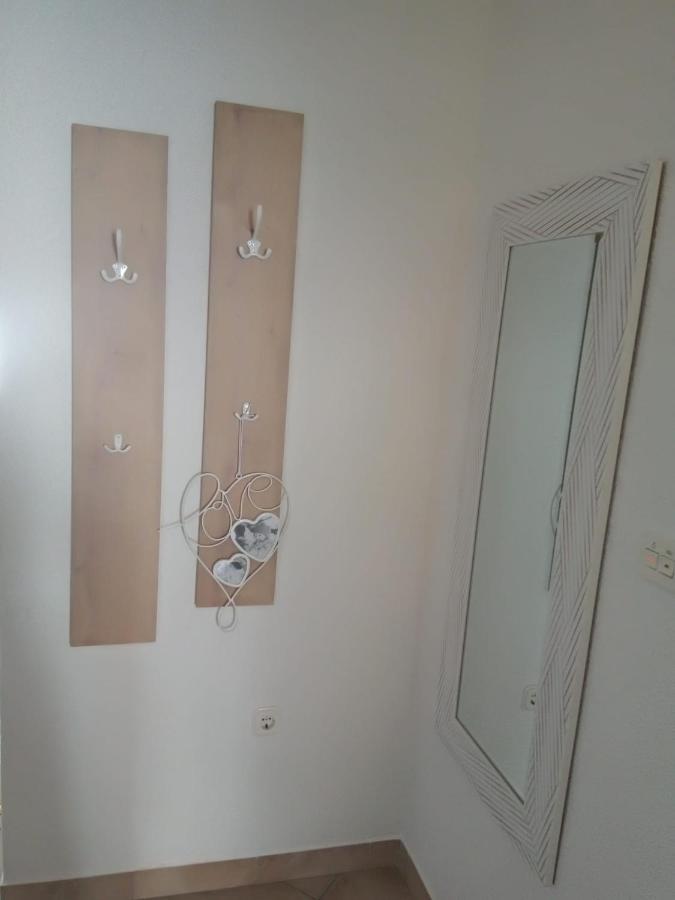 Studio Apartman Kika Otočac Dış mekan fotoğraf