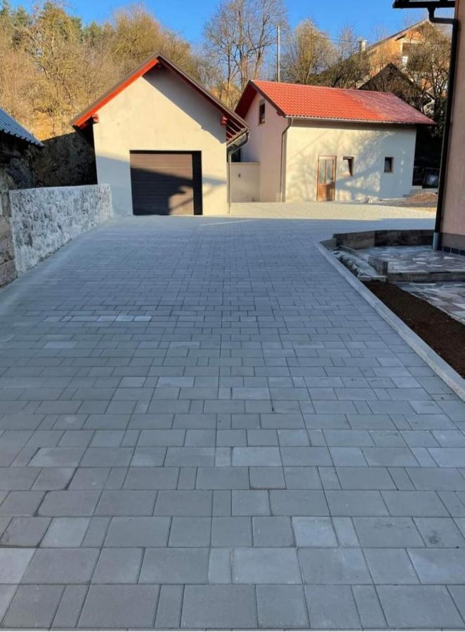 Studio Apartman Kika Otočac Dış mekan fotoğraf